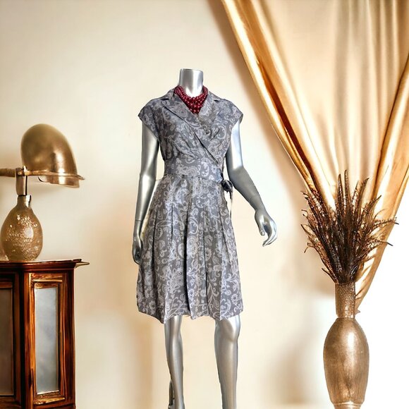 Anne Klein Gray Paisley Fit & Flare Belted Pleated Pocket Dress 4 - Picture 1 of 10